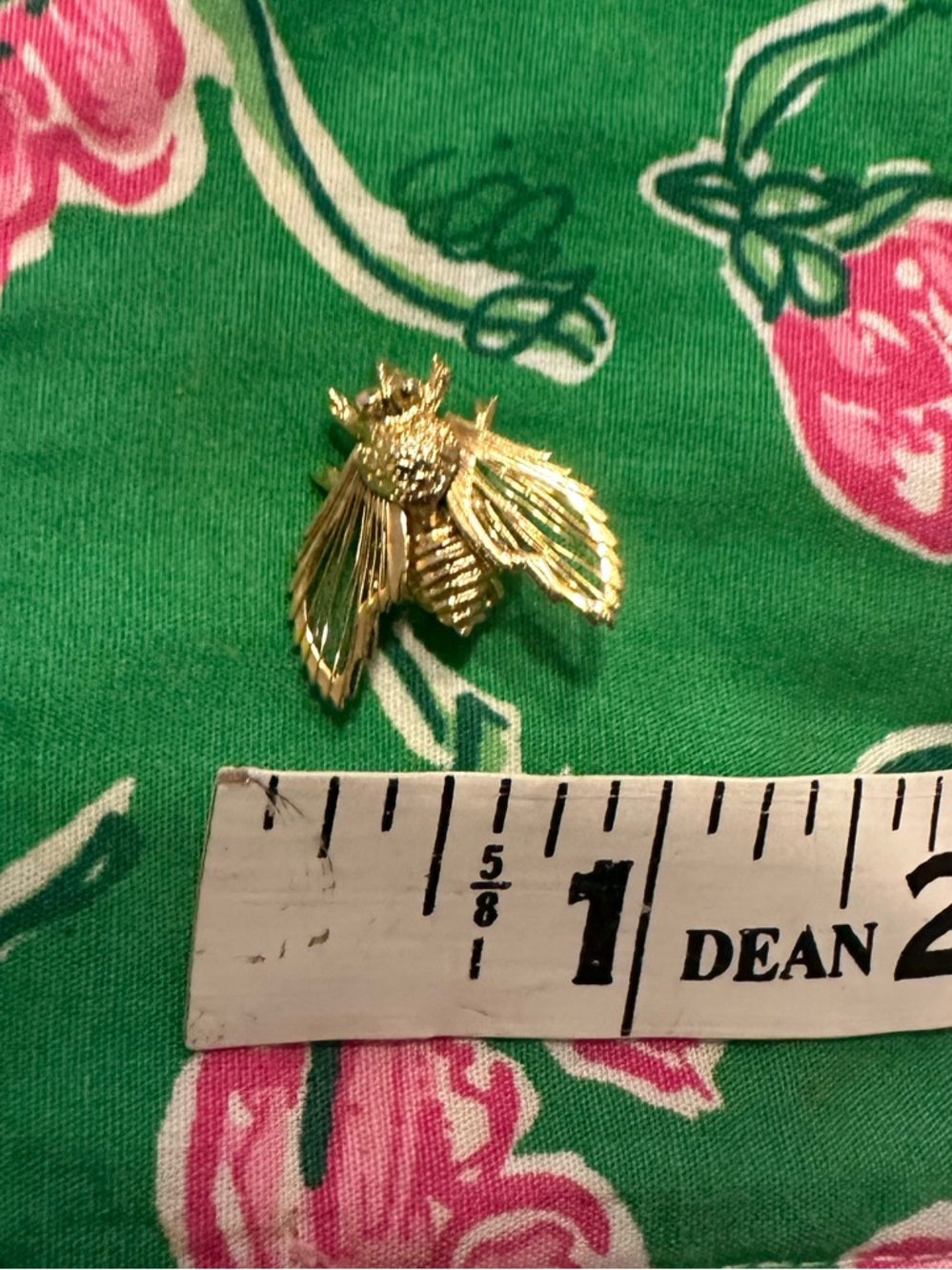 Charming Vintage Small Gold Fly Insect Pin Insect Tie Tack Lapel Pin Cottagecore